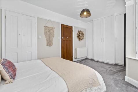 Douglas Avenue, 6-023.JPG