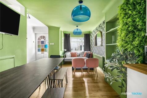 Living/Kitchen