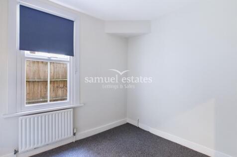 College Road, Colliers Wood, London, SW19 photo 4