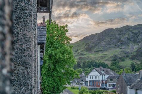 Stunning Location With Views Of Coniston Old Man