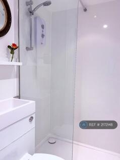 The Private En Suite Shower Room And w.c