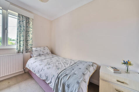 1311606-17-684c47...