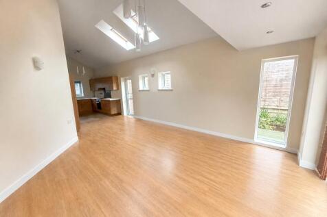 Burgess Road, Upper Shirley, Southampton, SO16 photo 3