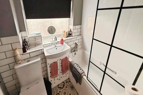 d588d057-WhatsApp...