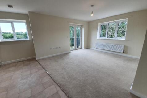 Blyth Gardens, Hedge End, Hampshire photo 4