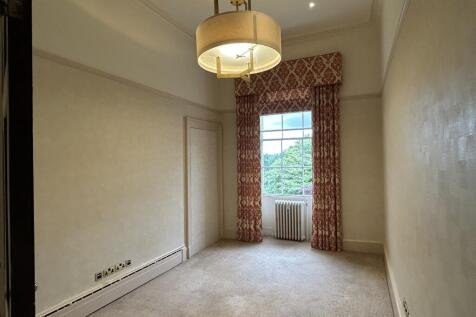 Serviced Office to rent Image 3