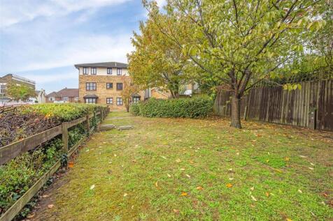 Swallows Court-10.JPG