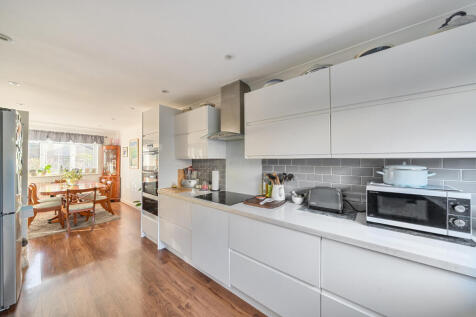 1382859-7-691dcf0...