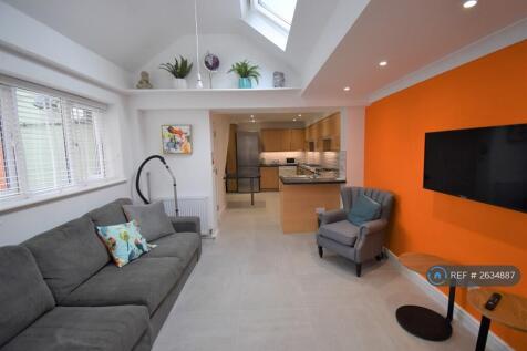 Lounge / Kitchen 