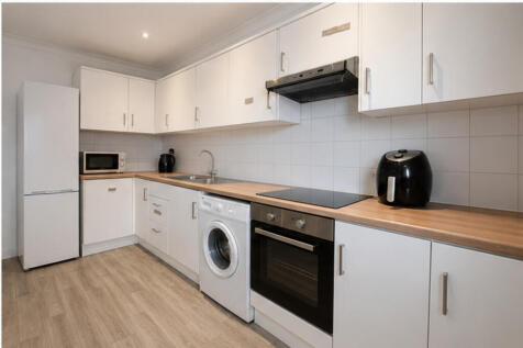 84a kitchen 