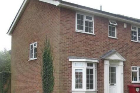 4-bed house on Whitby Drive, Reading, RG1, £2,600/mo