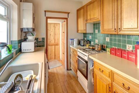 3-bed terraced on Dereham Road, Norwich NR2 3TQ, £1,350/mo