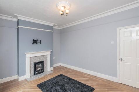 Fairfield Avenue, Tingley, Wakefield, West Yorkshire, WF3 photo 3