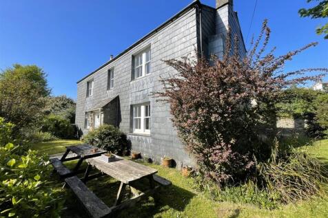 front garden and property .jpg