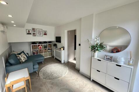 Family Room / office