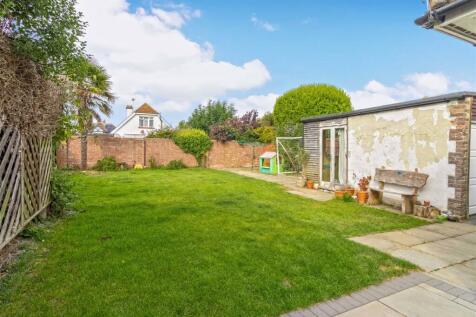 For Sale by Aspire Residential - Courtlands Close