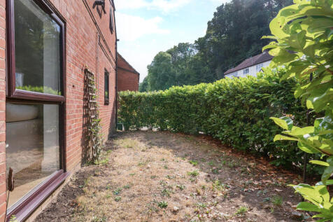 1324714-6-6874c37...