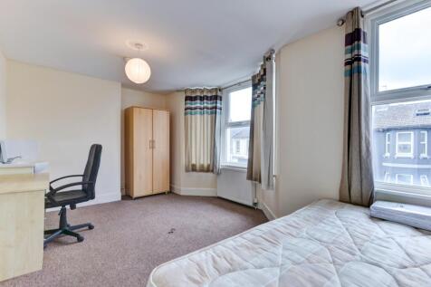 36 Beaconsfield Road-25