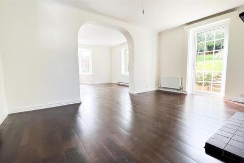 Valley Road, Welwyn Garden City, AL8 photo 4