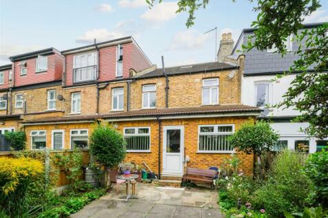 5 Kenilworth Avenue-19.jpg