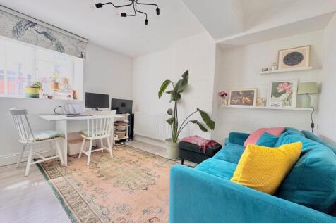 Living/Kitchen/Dining Area