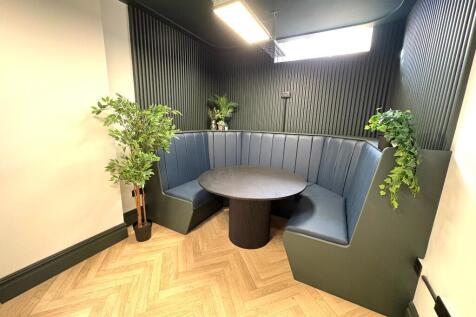 Serviced Office to rent Image 8