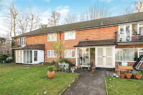 Haywards Heath, RH16 - property photo