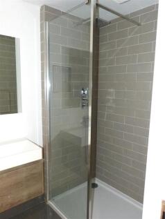 Shower room.JPG