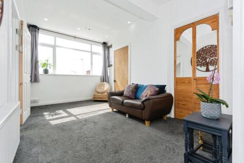 Summerfield Crescent, BIRMINGHAM photo 3