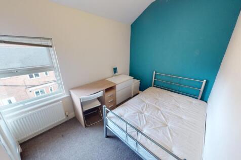 28 Russell Street, Nottingham, NG7 4FL photo 4
