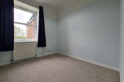 1 Riverside Court, Flat 8, Dalvait Road, Balloch, G83 8LN photo 4