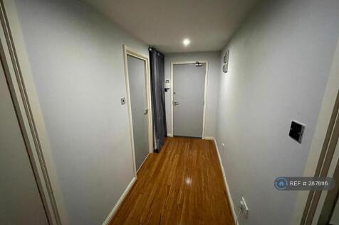 Hallways With Washing Machine
