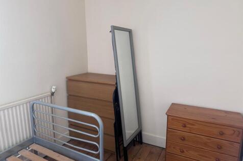 Bedroom 5 (2).jpeg