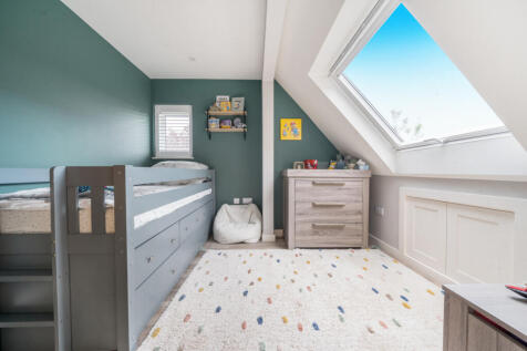 1304413-5-6843305...