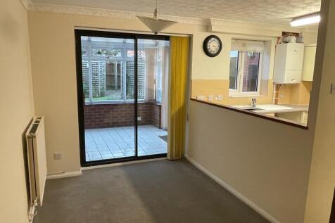 Camberwell Drive, St Peters, Worcester, WR5 photo 5