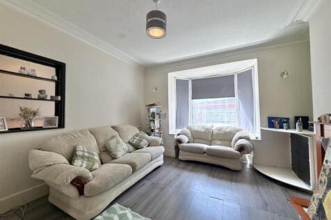 Living Room.jpeg