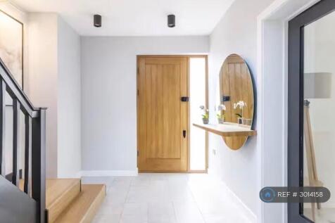 Entrance/ Hallway