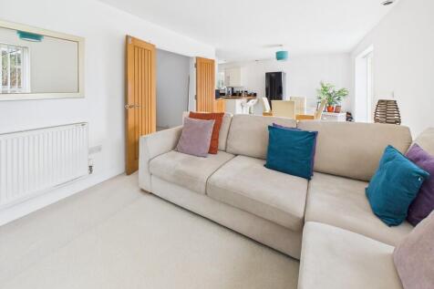 CAM05068G0-PR0013...