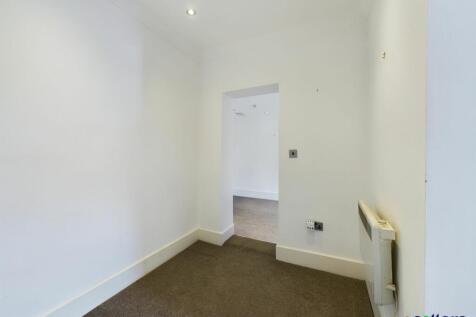 Apartment 1 - Hallway