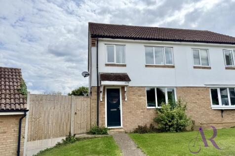 Newport Pagnell, MK16 - property photo