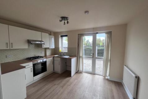 Denton Lane, Chadderton, Oldham photo 4