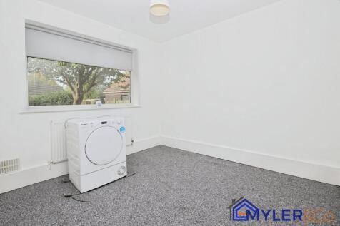 Highfield Road, WIDNES, WA8 photo 5
