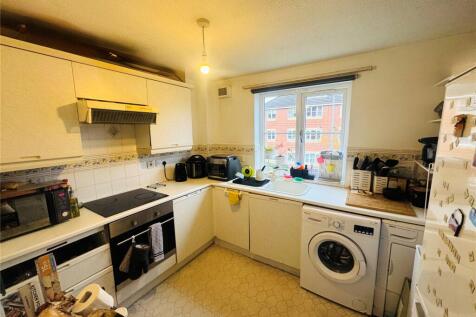 Poplin Drive, Salford, Greater Manchester, M3 photo 3