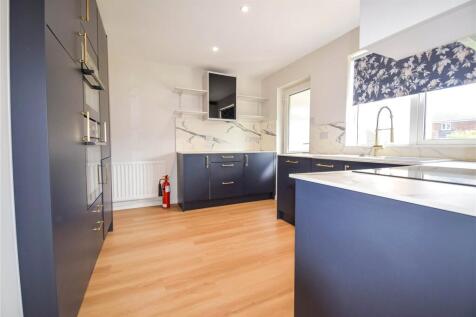The Moorlands, Devizes, Wiltshire, SN10 photo 4