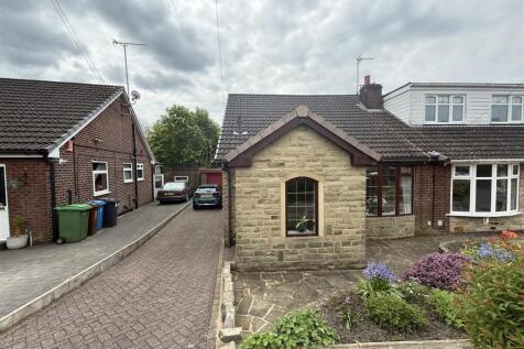 Springhead Ave Exterior Front.jpeg