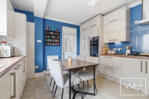 16 Finkle Street, Be