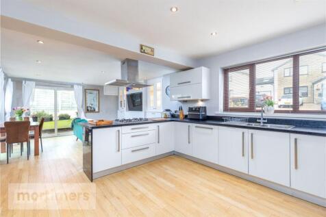 Kitchen Dining Area