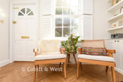 Internal Lifestyle Photograph