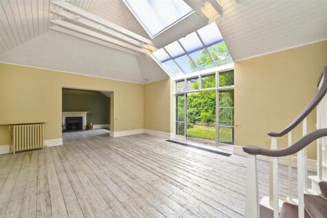 9-Netherton-Grove13.JPG