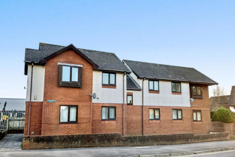 INVESTMENT PROPERTY  Meads Court, Bulwark, Chepst